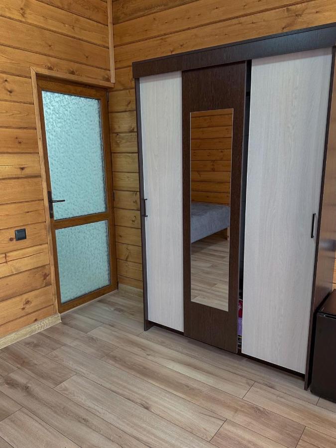 Лилия Hotel Gudauta Luaran gambar