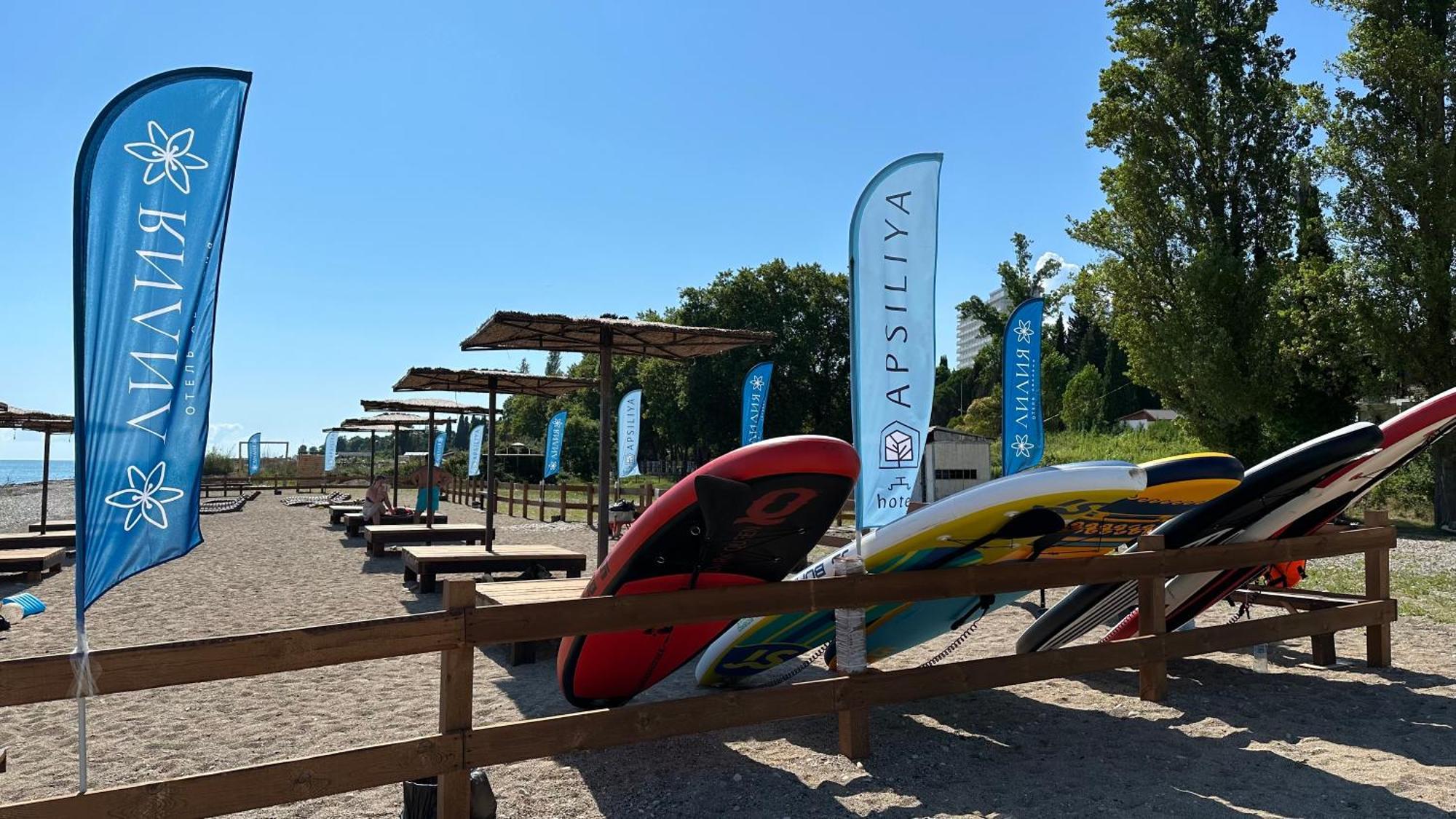 Лилия Hotel Gudauta Luaran gambar